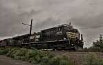 NS 4285 leads 26T.